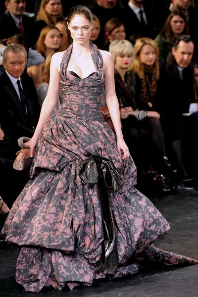 Look 52